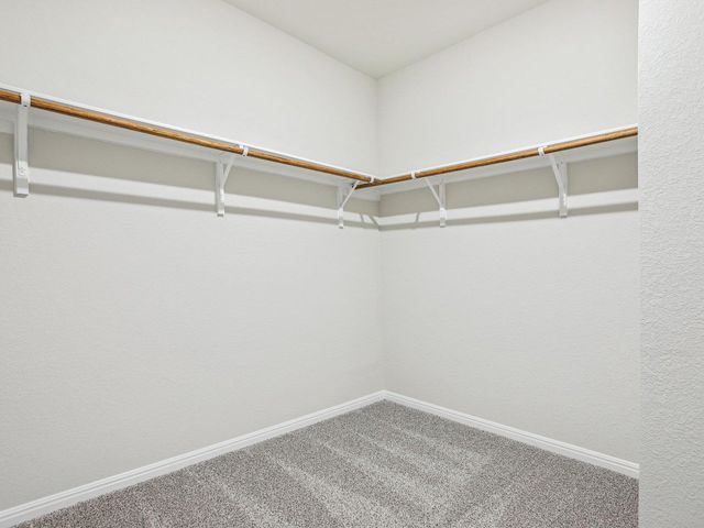 104 Honey Bee RD, Jarrell, TX 76537