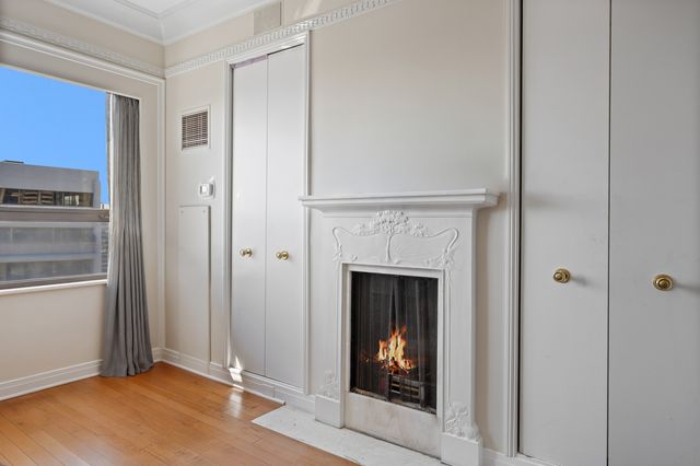 1410 N State Parkway 27B, Chicago, IL 60610