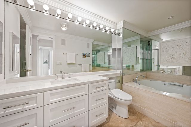 1410 N State Parkway 27B, Chicago, IL 60610