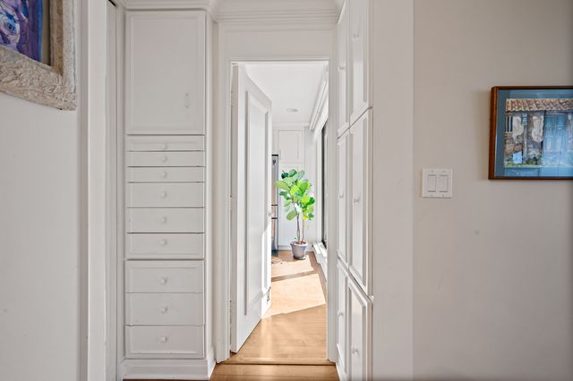 1410 N State Parkway 27B, Chicago, IL 60610