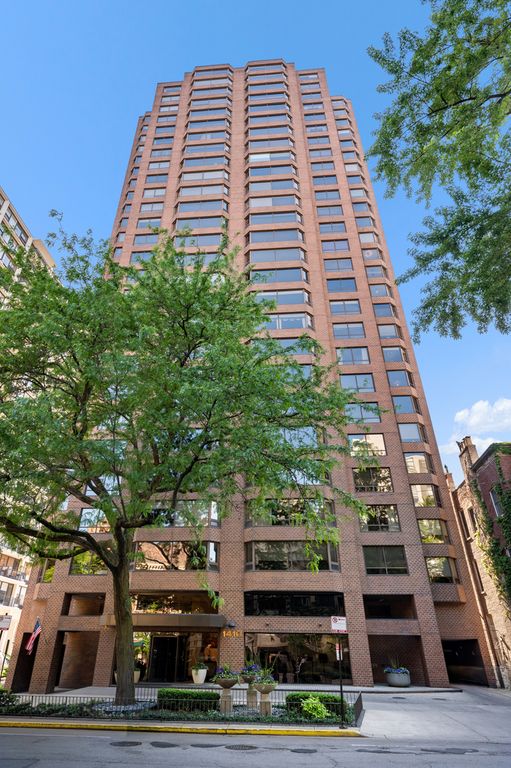 1410 N State Parkway 27B, Chicago, IL 60610