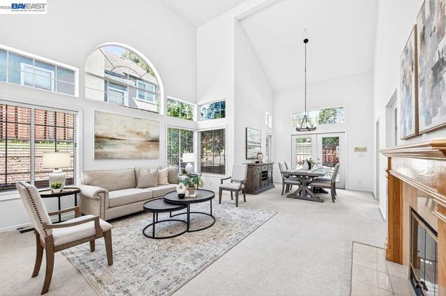 579 Amberwood Way, Livermore, CA 94551