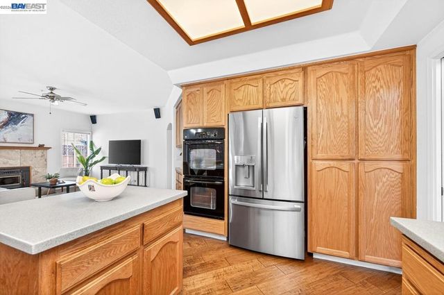 579 Amberwood Way, Livermore, CA 94551