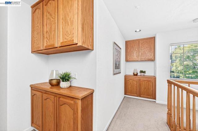 579 Amberwood Way, Livermore, CA 94551