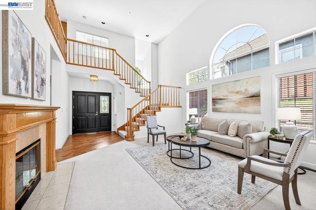 579 Amberwood Way, Livermore, CA 94551