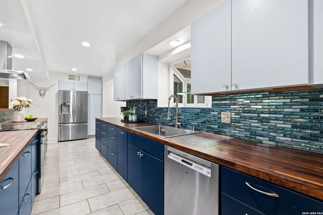 9207 Old Homestead, San Antonio, TX 78230