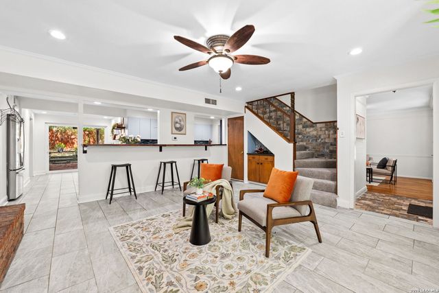 9207 Old Homestead, San Antonio, TX 78230