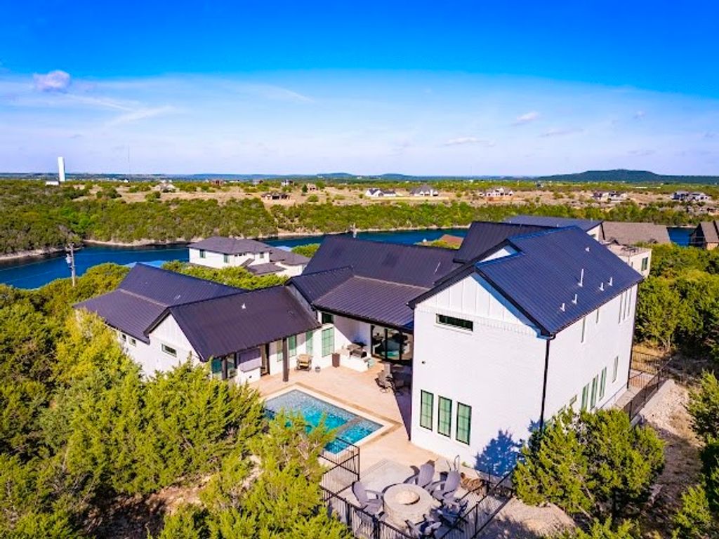 460 Melbourne Trail, Possum Kingdom Lake, TX 76449