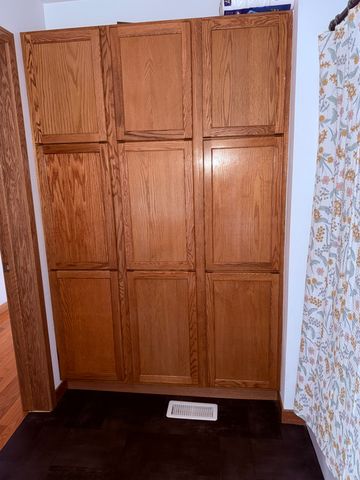 1402 4th Avenue, Belle Plaine, IA 50208