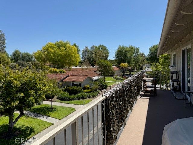 2143 Ronda Granada O, Laguna Woods, CA 92637