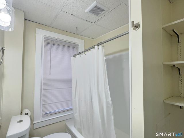 42 Spring Street, New London, CT 06320