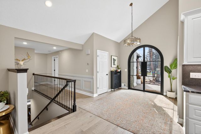 6141 Sherman Circle, Edina, MN 55436