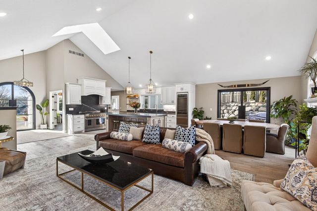 6141 Sherman Circle, Edina, MN 55436