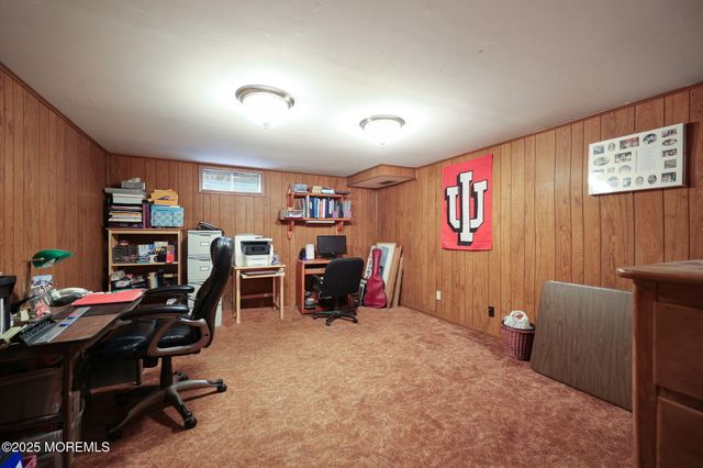 26 Krebs Road, Plainsboro, NJ 08536