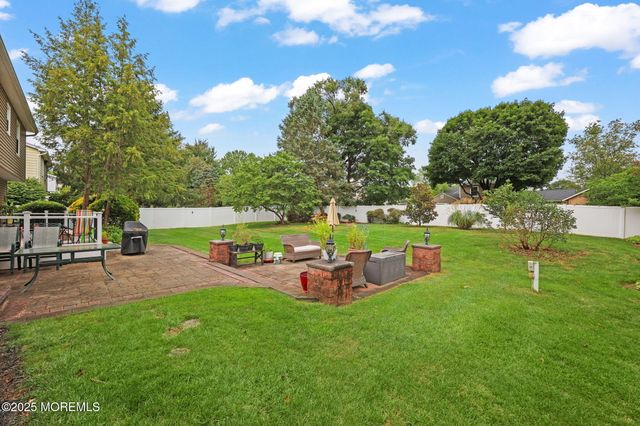 26 Krebs Road, Plainsboro, NJ 08536