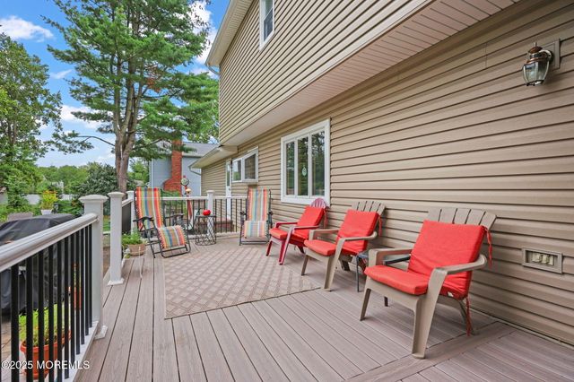 26 Krebs Road, Plainsboro, NJ 08536