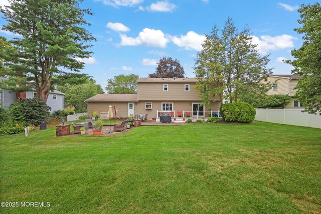 26 Krebs Road, Plainsboro, NJ 08536