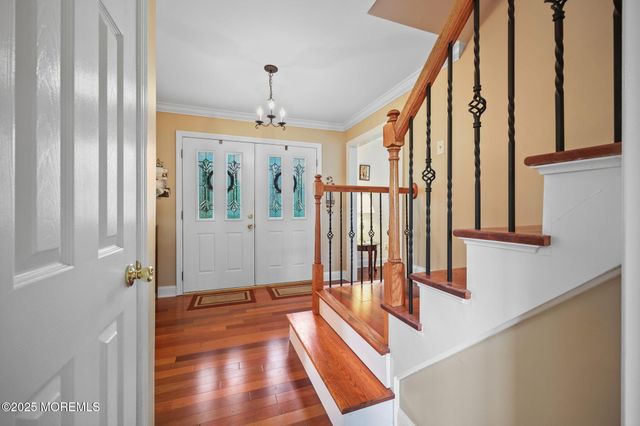 26 Krebs Road, Plainsboro, NJ 08536