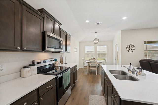 509 Iris Banks Lane, Caddo Mills, TX 75135