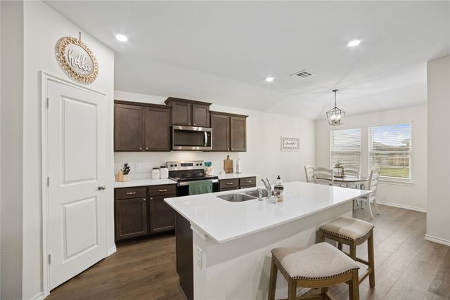509 Iris Banks Lane, Caddo Mills, TX 75135