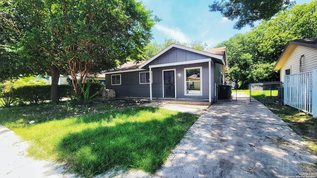 527 VALLEY PARK DR, San Antonio, TX 78227