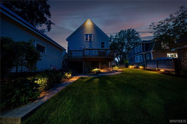 487 Main Street, West Seneca, NY 14224