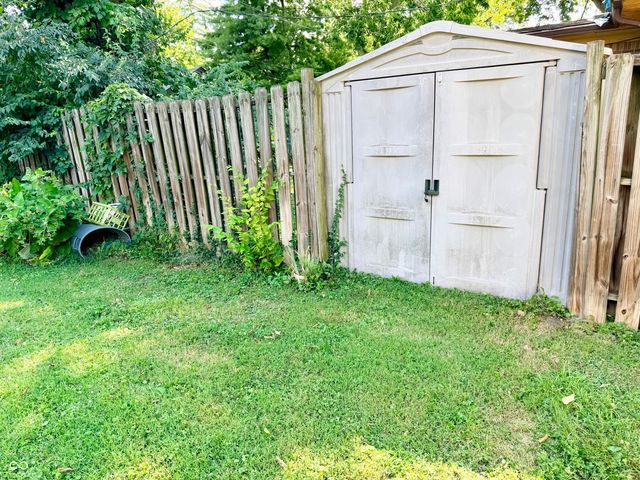 3721 Watson Road, Indianapolis, IN 46205