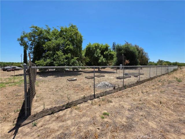8634 W Shields Avenue, Fresno, CA 93723