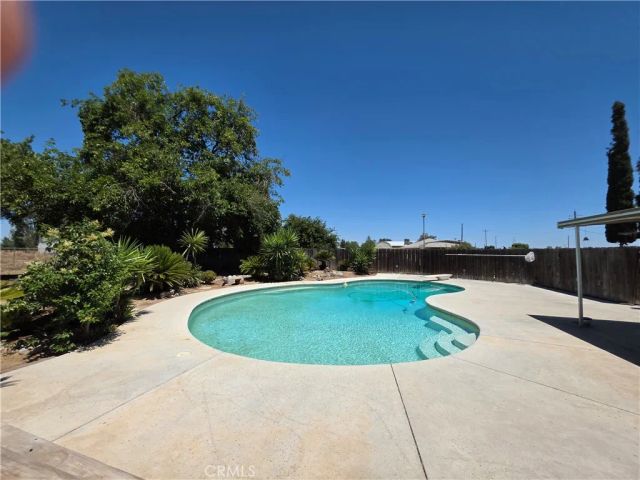 8634 W Shields Avenue, Fresno, CA 93723