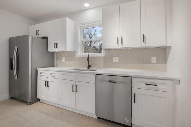 7937 Forest Avenue, Munster, IN 46321