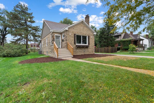 7937 Forest Avenue, Munster, IN 46321