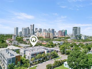 900 NE 4th St B3, Fort Lauderdale, FL 33301