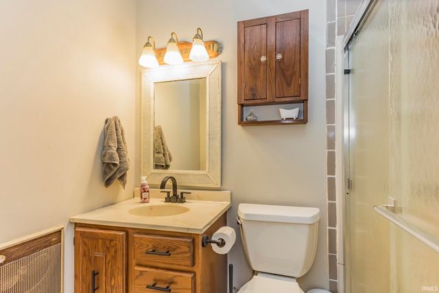 1809 E McCormick Drive, Muncie, IN 47303