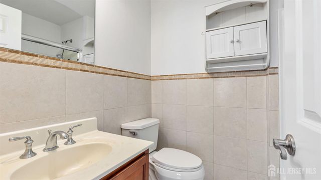 112 N Broadway C, South Amboy, NJ 08879