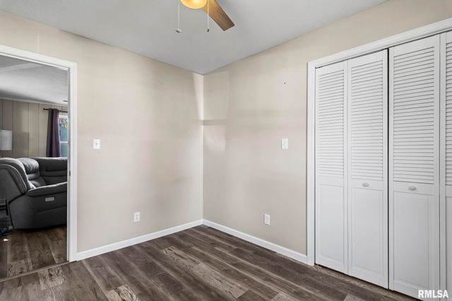 1129 N DANIEL Avenue, Springfield, IL 62702