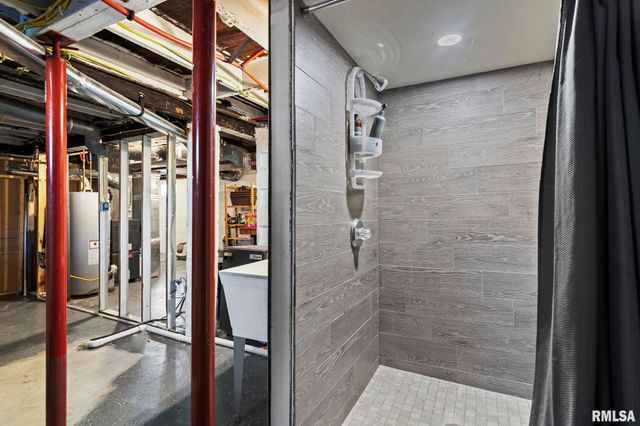 1129 N DANIEL Avenue, Springfield, IL 62702