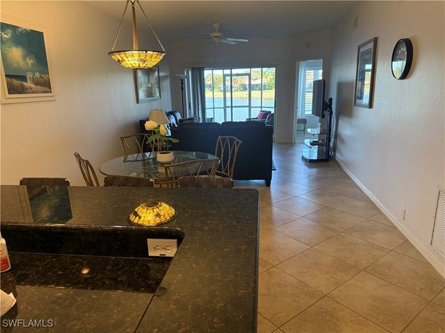 13070 Amberley CT 902, Bonita Springs, FL 34135
