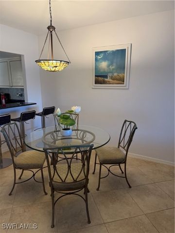 13070 Amberley CT 902, Bonita Springs, FL 34135