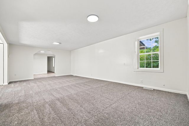 1191 Scaffold Cane Road, Berea, KY 40403