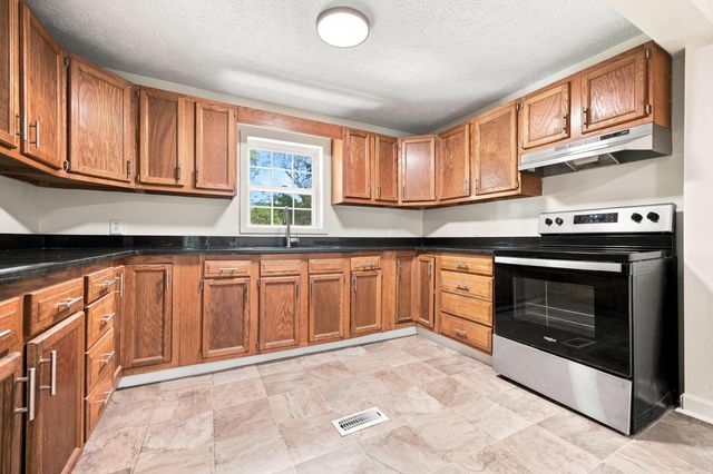 1191 Scaffold Cane Road, Berea, KY 40403