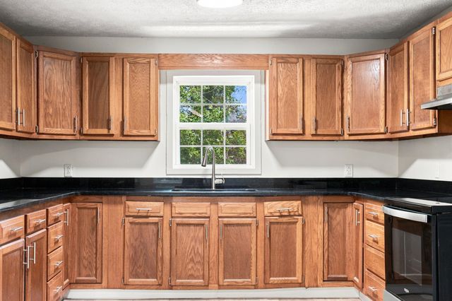1191 Scaffold Cane Road, Berea, KY 40403