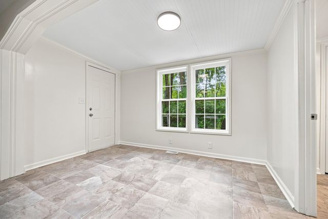 1191 Scaffold Cane Road, Berea, KY 40403