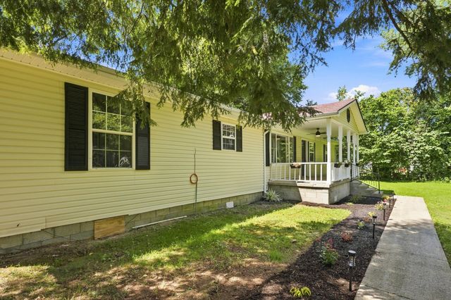 1191 Scaffold Cane Road, Berea, KY 40403