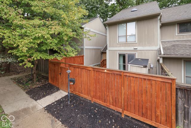 4216 Foxglove Trace, Indianapolis, IN 46237