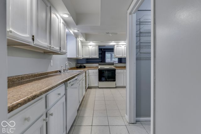 4216 Foxglove Trace, Indianapolis, IN 46237