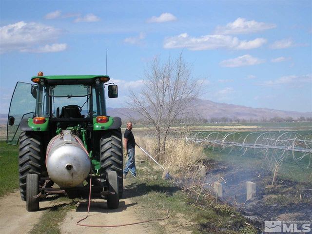 42 Wedertz Lane, Wellington, NV 89444