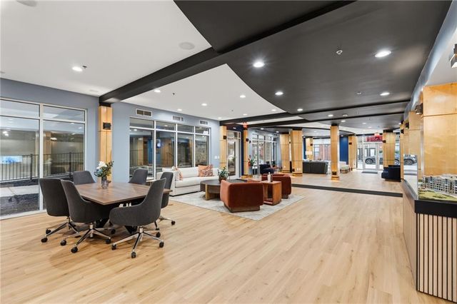 390 17th Street NW 4052, Atlanta, GA 30363