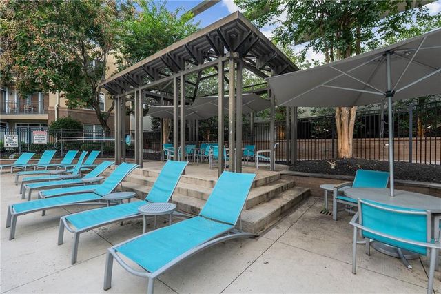 390 17th Street NW 4052, Atlanta, GA 30363