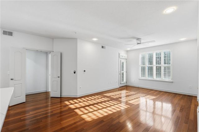 390 17th Street NW 4052, Atlanta, GA 30363