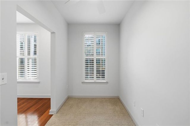 390 17th Street NW 4052, Atlanta, GA 30363
